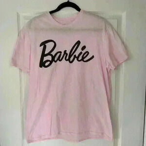 Mad Engine Barbie Women’s Size Large Graphic Print T-Shirt w/Pink & Black Logo